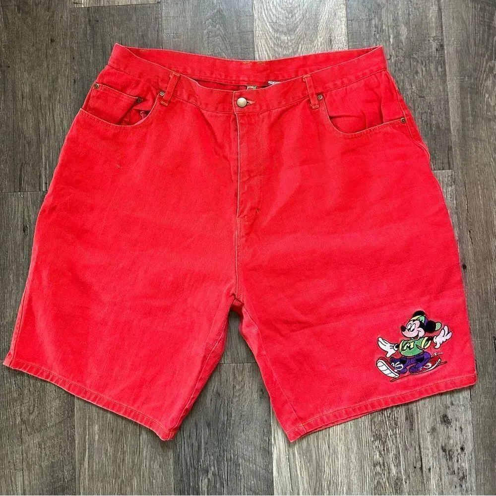 VINTAGE 1990S WALT DISNEY MICKEY MOUSE RED DENIM SHORTS SIZE 40